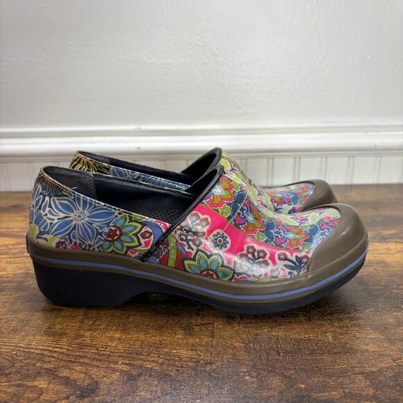 Dansko Size EU 38 Clogs Shoes Vegan Volley Floral Patchwork Boho Indie READ - Picture 13 of 14